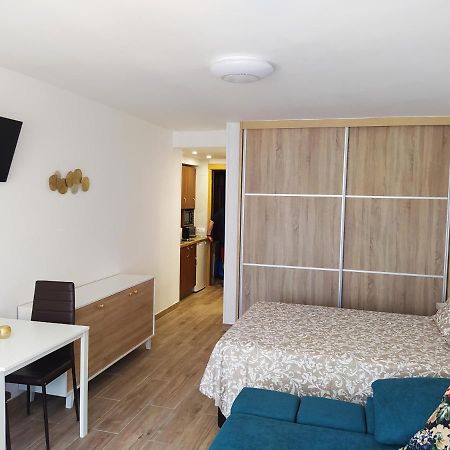Apartmán Recien Reformado, Fire Stick Amazon, Wifi, 2 Pers, Centrico, 20 M Playa Torremolinos Exteriér fotografie